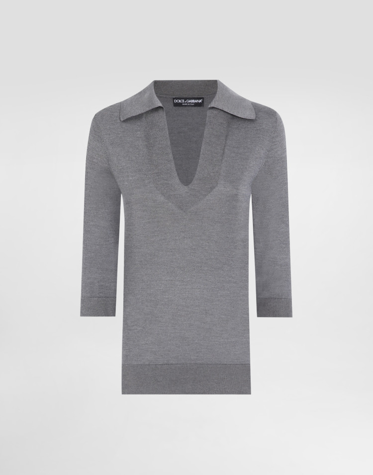 DG 徽标刺绣真丝 V 领 Polo 针织衫