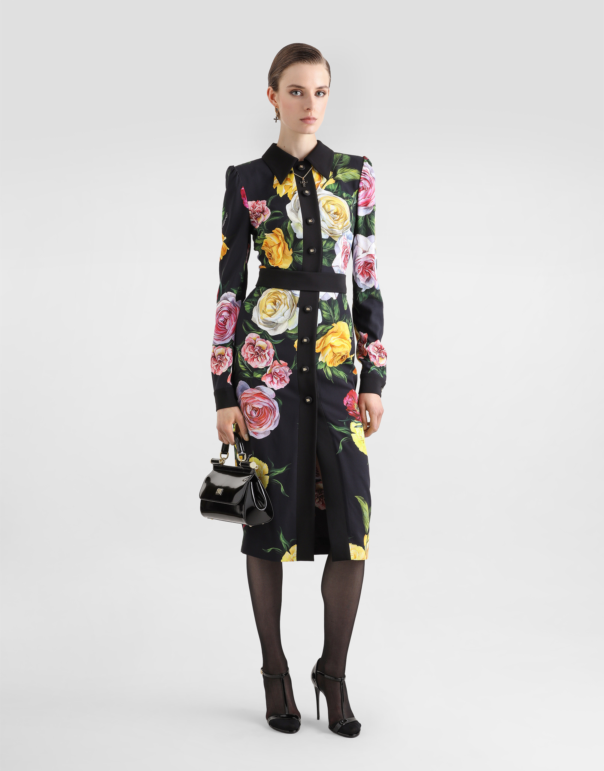 https://asset.dolcegabbana.com.cn/dg-prod-pim/1742351575-322-F6TLDTFSRPH-PEONIE2FROSE%2BF.NERO-2.png