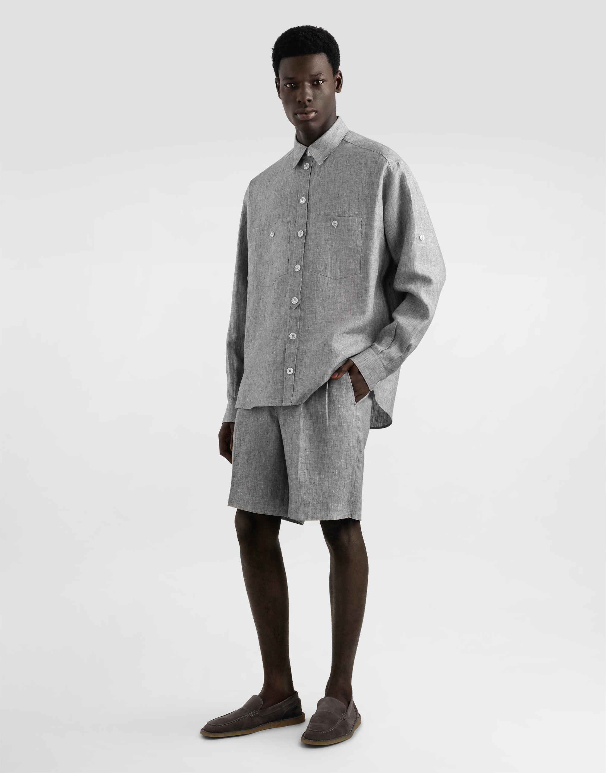 https://asset.dolcegabbana.com.cn/dg-prod-pim/1746606730-322-GP13STFU4MF-MELANGE%2BGREY-2.png