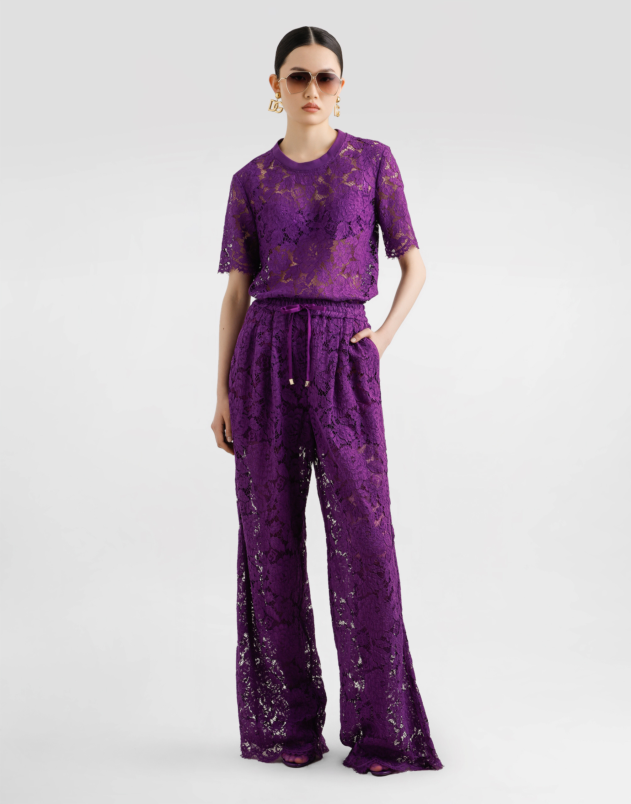 https://asset.dolcegabbana.com.cn/dg-prod-pim/1747896882-322-F8V21THLM7L-1-PURPLE-2.png