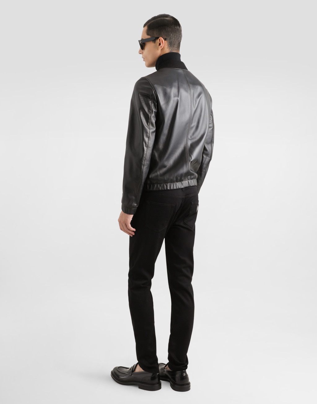 修身款黑色洗水弹力牛仔裤3