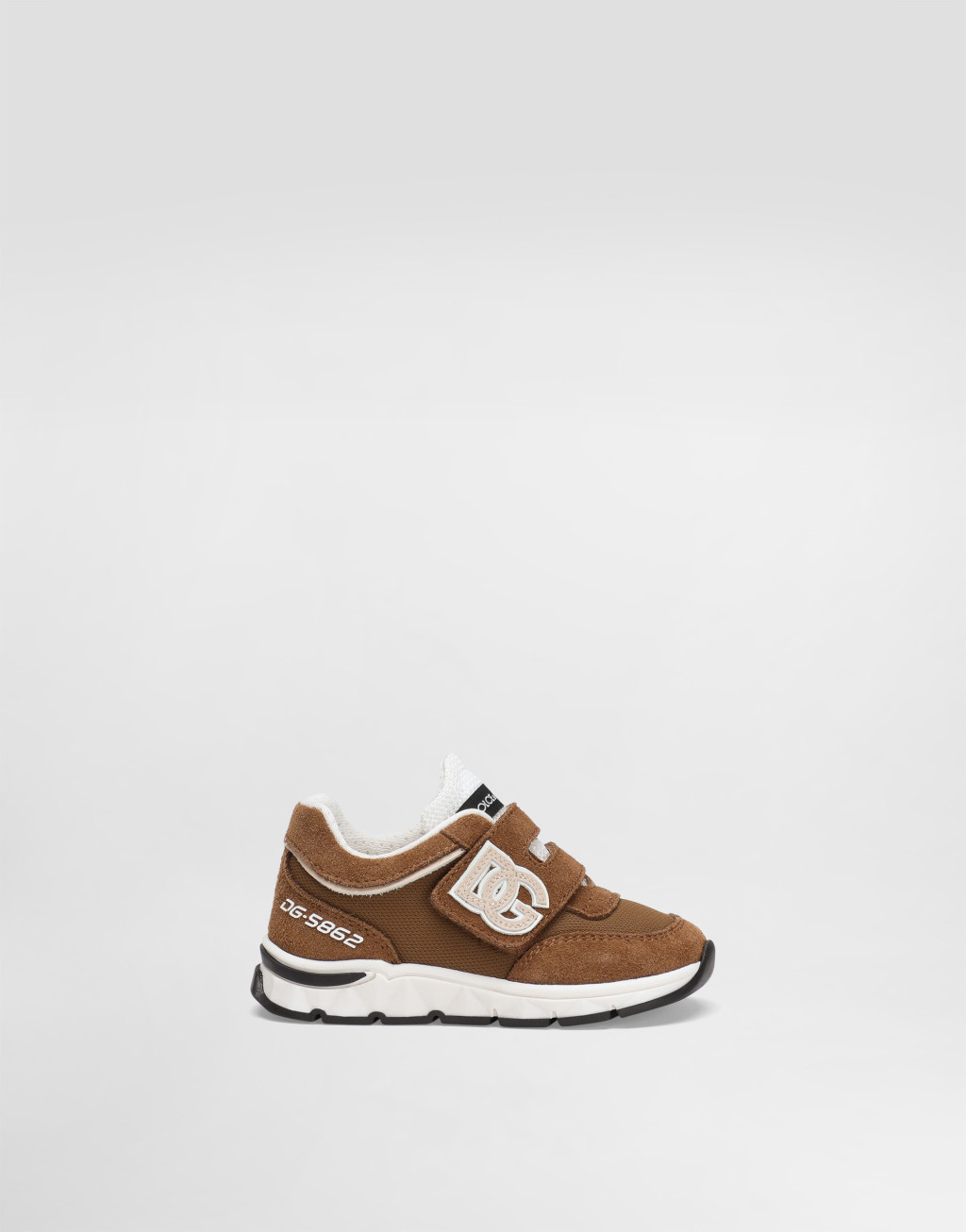 翻绒皮与网布 DG Running 运动鞋1