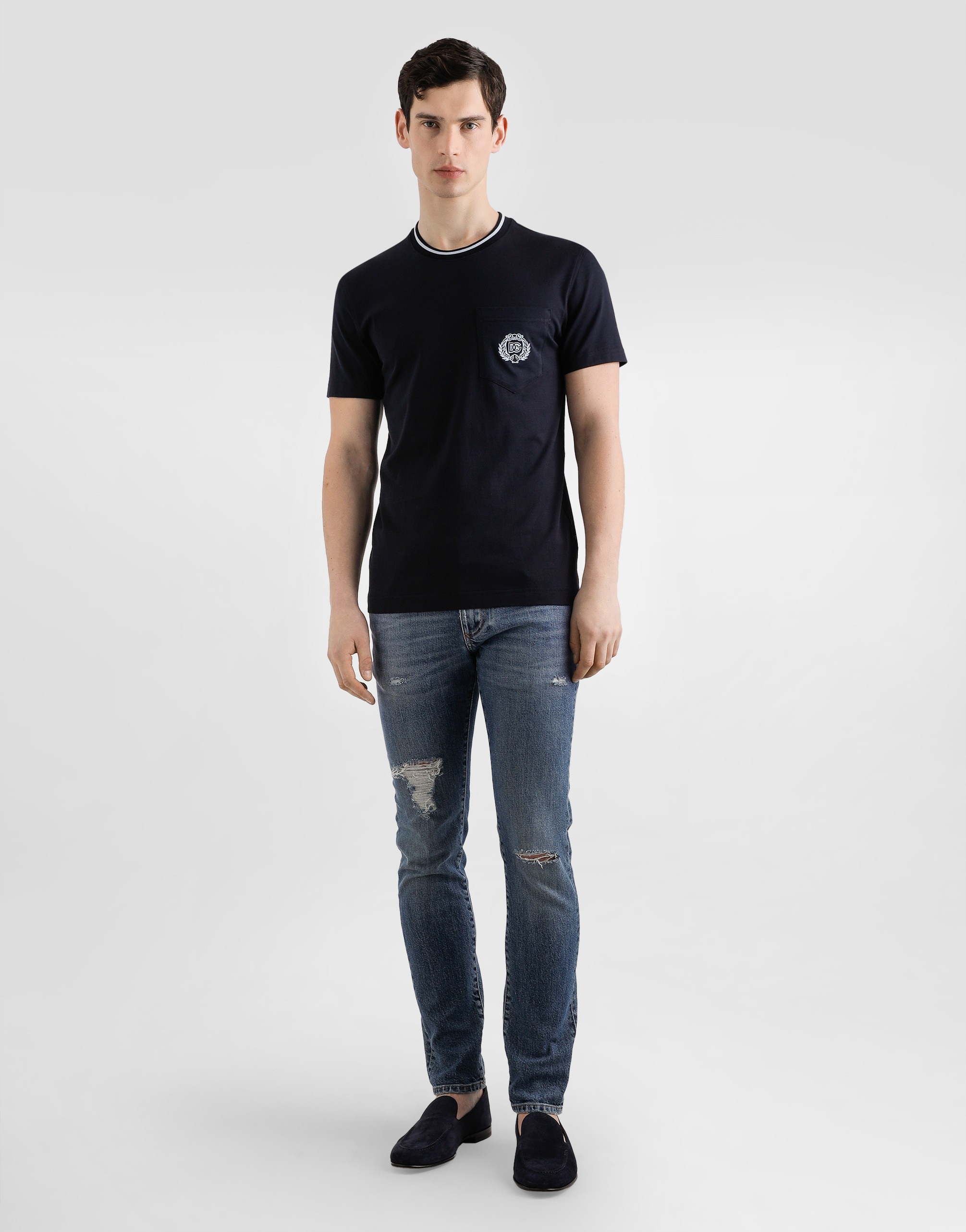 https://asset.dolcegabbana.com.cn/dg-prod-pim/1754896719-322-G8RA2ZFU7EQ-VERY%2BDARK%2BBLUE%2B1-2.png