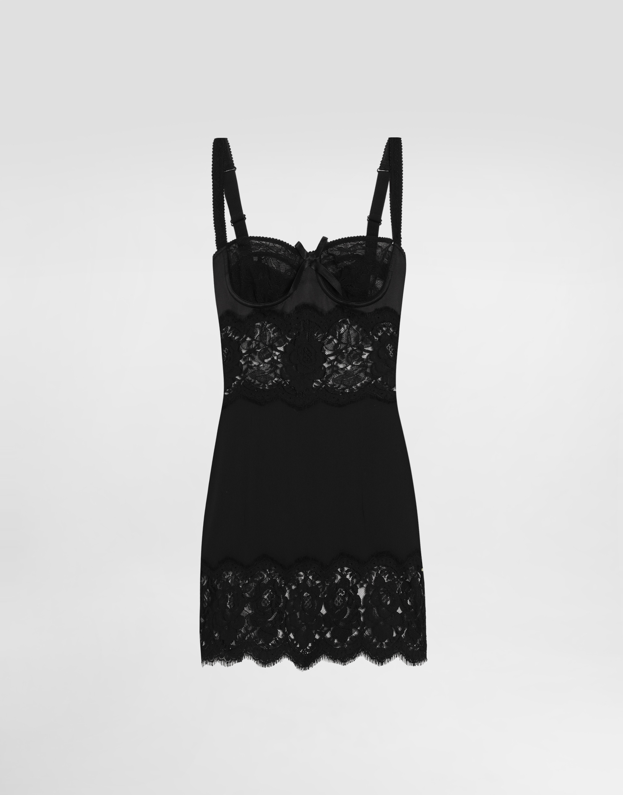 https://asset.dolcegabbana.com.cn/dg-prod-pim/1757068742-322-F60A4TFUABF-BLACK-1.png