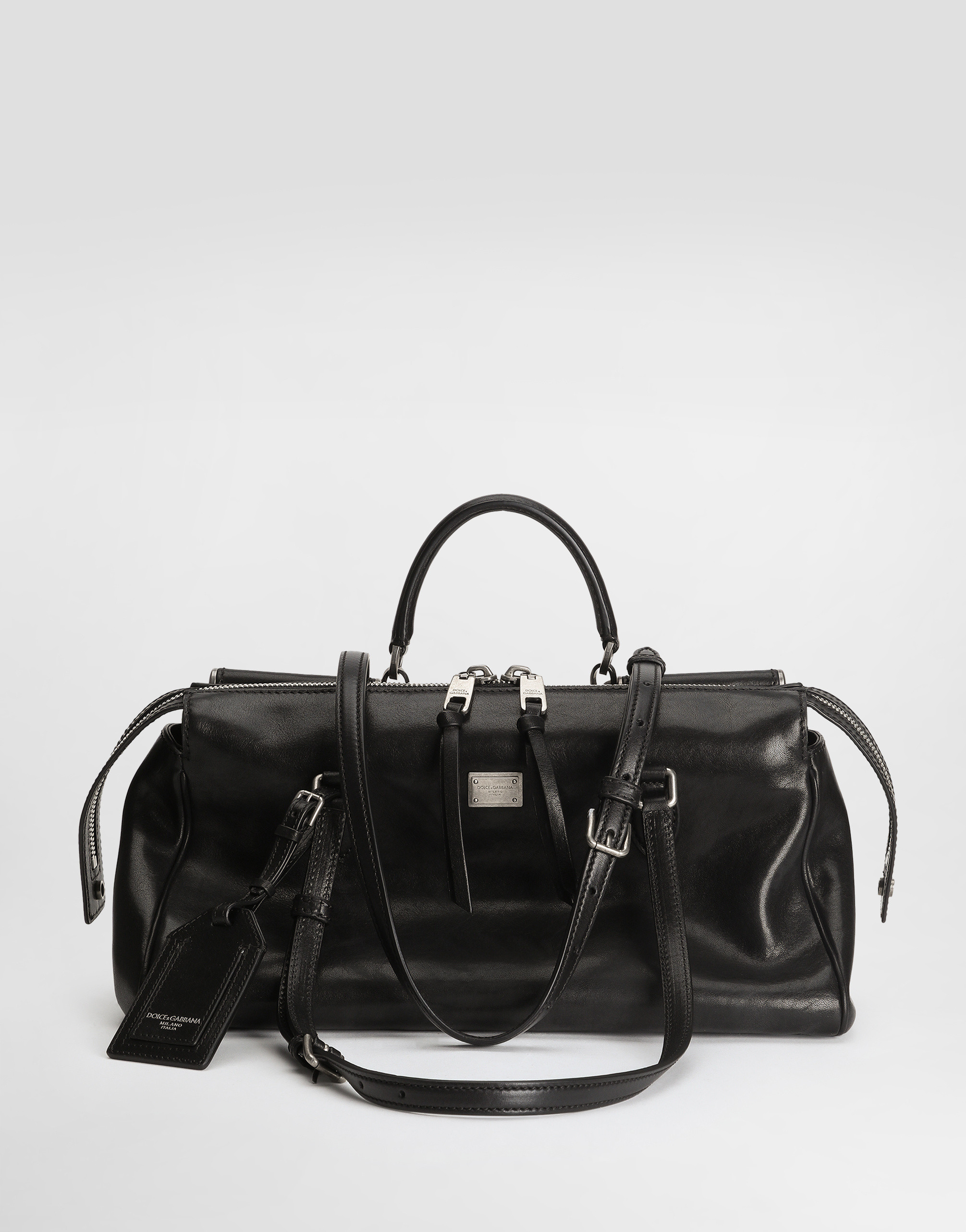 https://asset.dolcegabbana.com.cn/dg-prod-pim/1757069076-322-BB7844AW118-BLACK-3.png