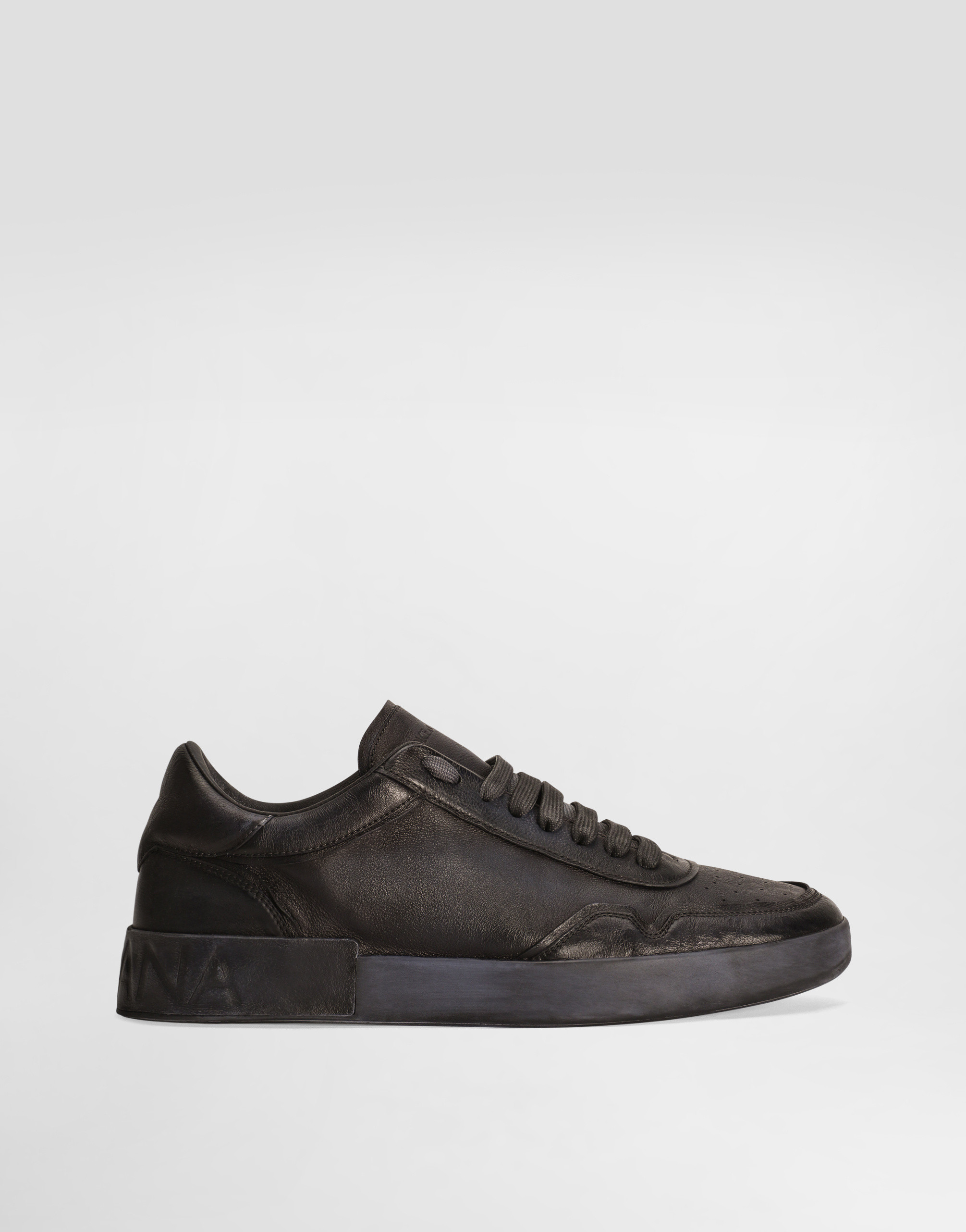 https://asset.dolcegabbana.com.cn/dg-prod-pim/1757069090-322-CS2378AW467-2-BLACK-1.png