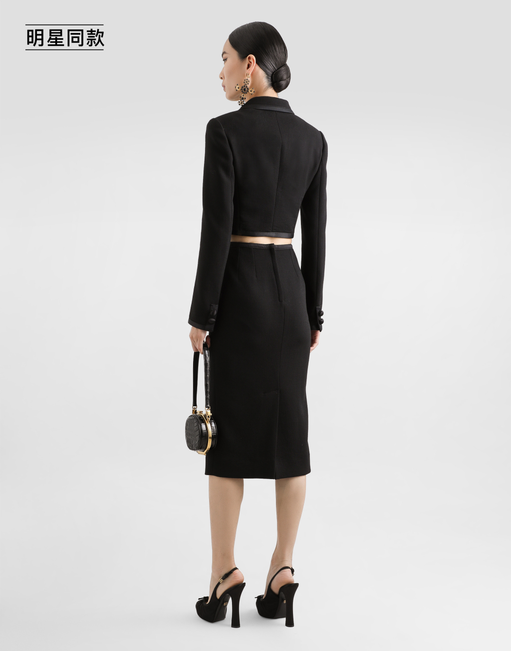 明星同款羊毛绉绸双排扣短夹克3