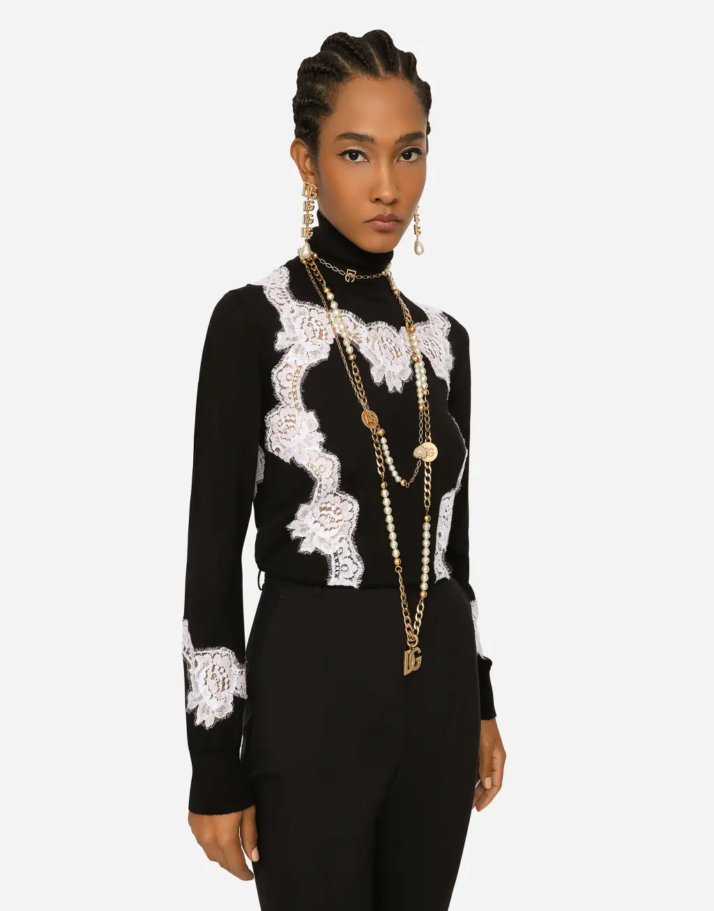 蕾丝嵌花高领针织衫