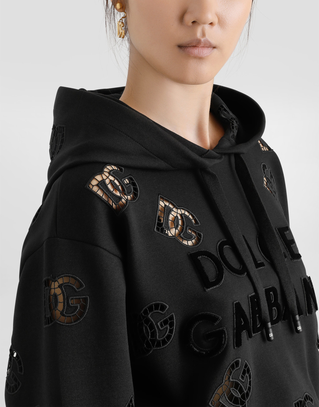 DG 徽标挖剪刺绣平纹针织卫衣5