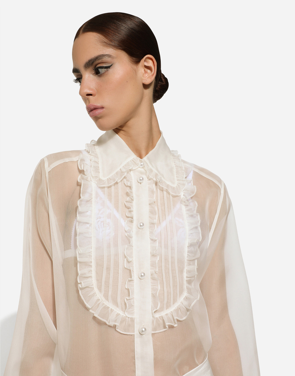 荷叶边胸饰欧根纱衬衫4