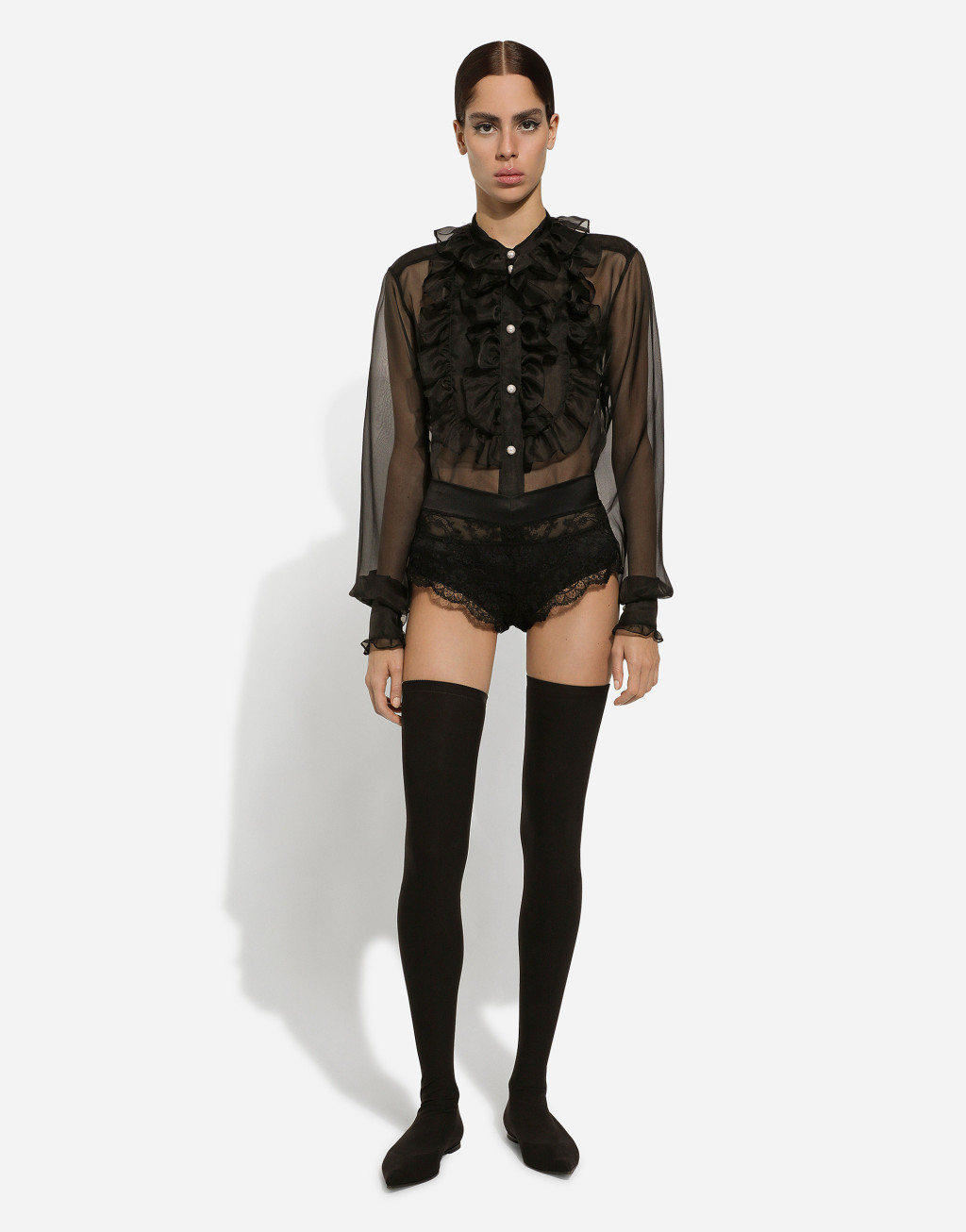 荷叶边胸饰欧根纱衬衫2