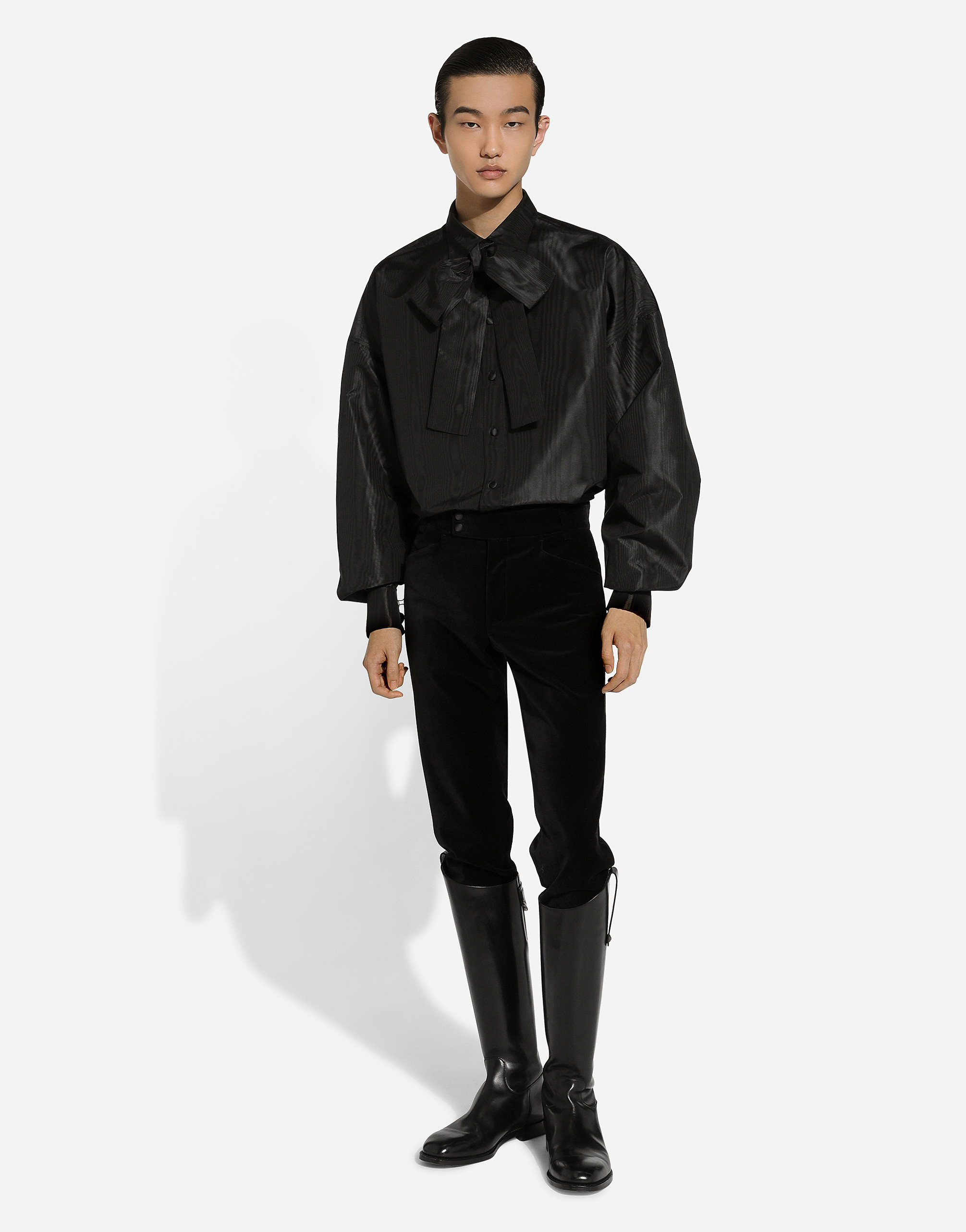 https://asset.dolcegabbana.com.cn/dg-prod-pim/1761216912-322-G5MG0THUMDJ-BLACK-2.png