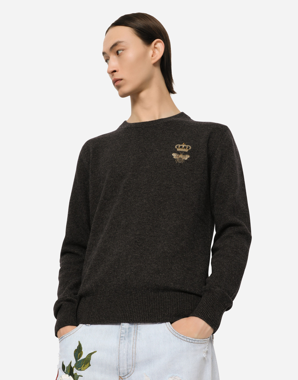 刺绣装饰羊毛圆领针织衫5