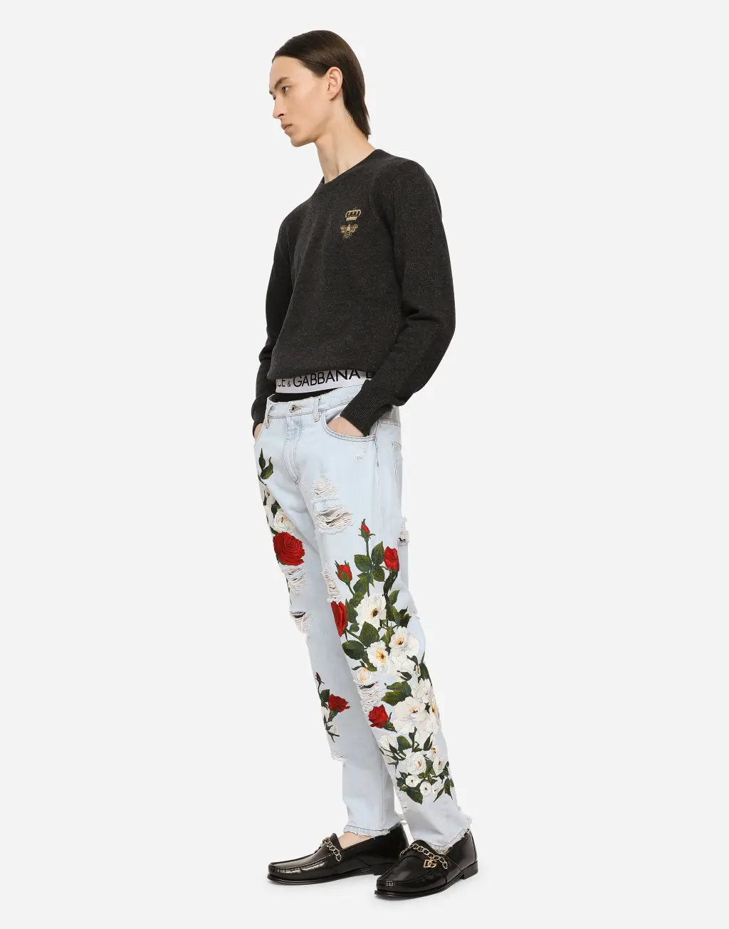 刺绣装饰羊毛圆领针织衫