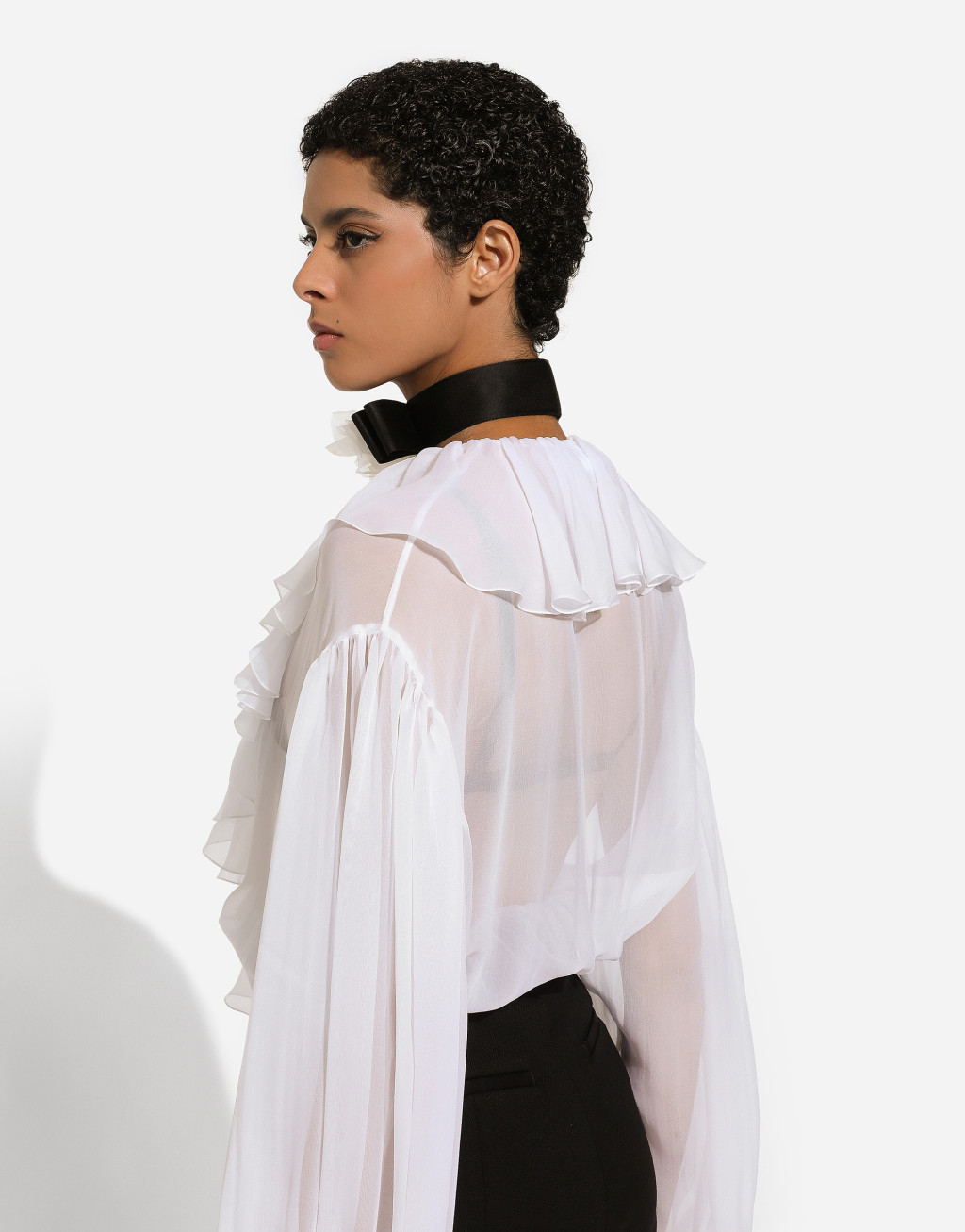 荷叶边雪纺罩衫9