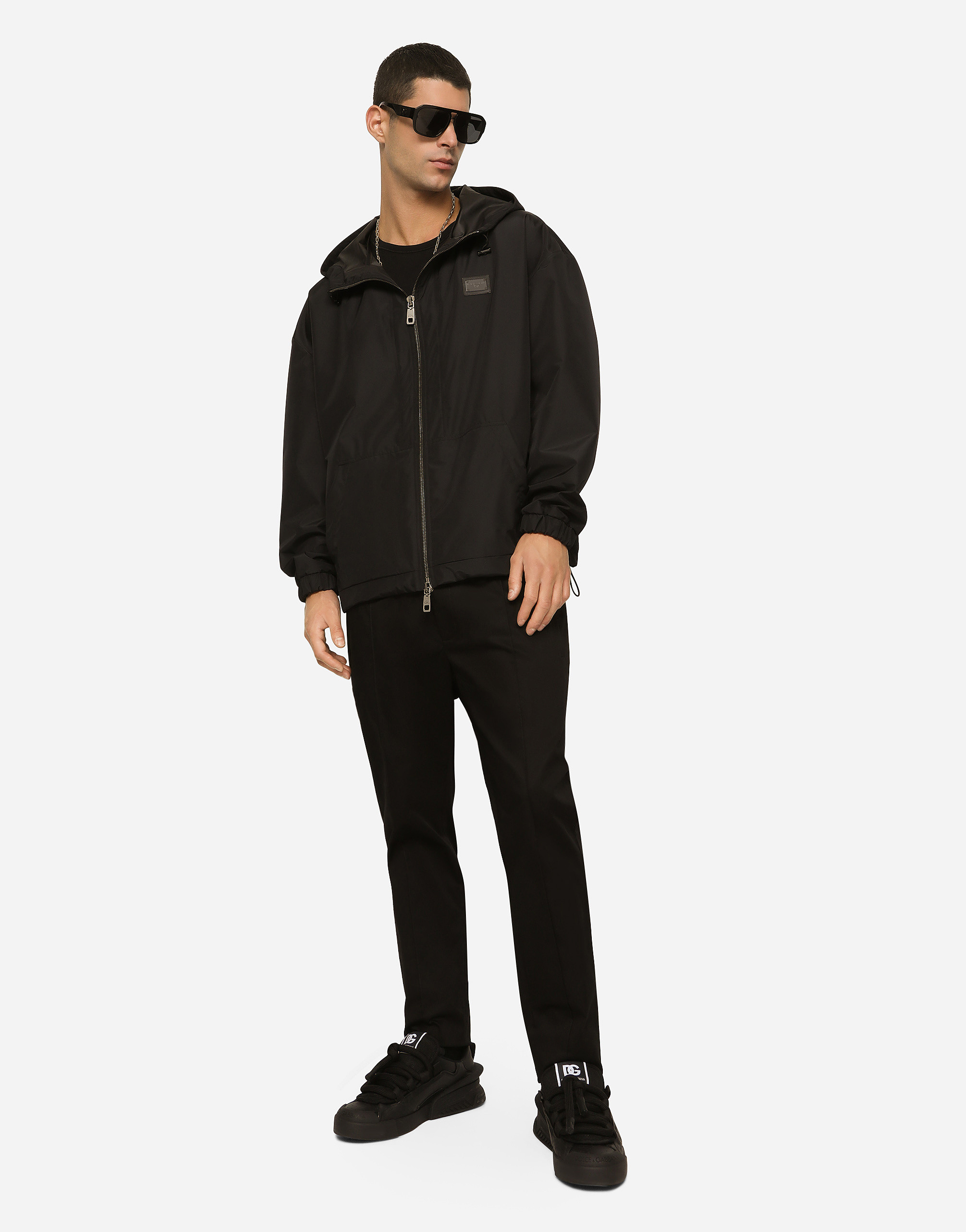 https://asset.dolcegabbana.com.cn/dg-prod-pim/1761291495-322-G9ABQTHUMEX-BLACK-1.png