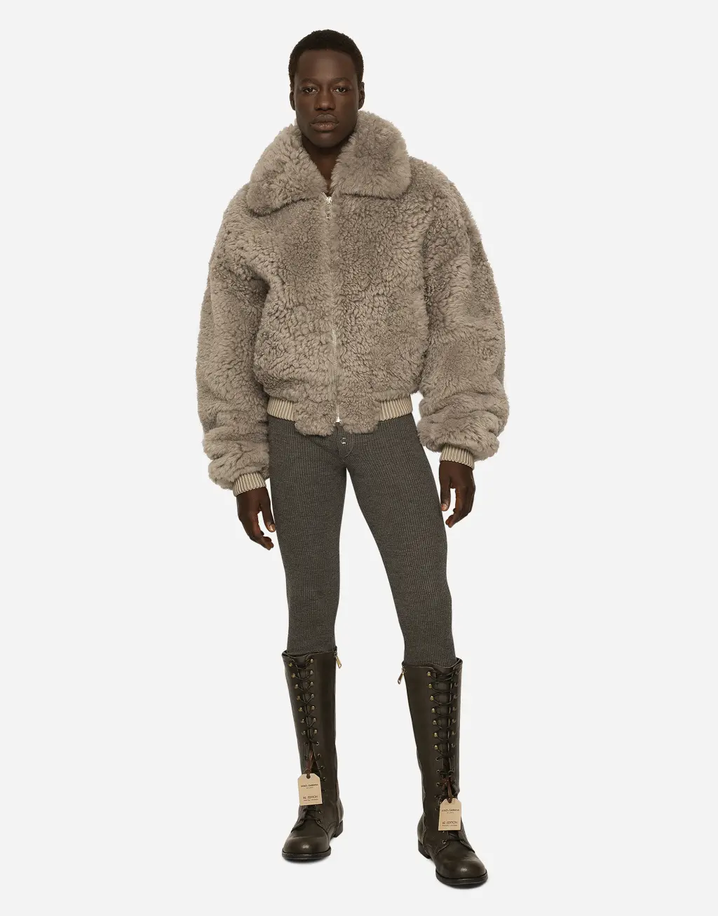 山羊皮毛连帽外套