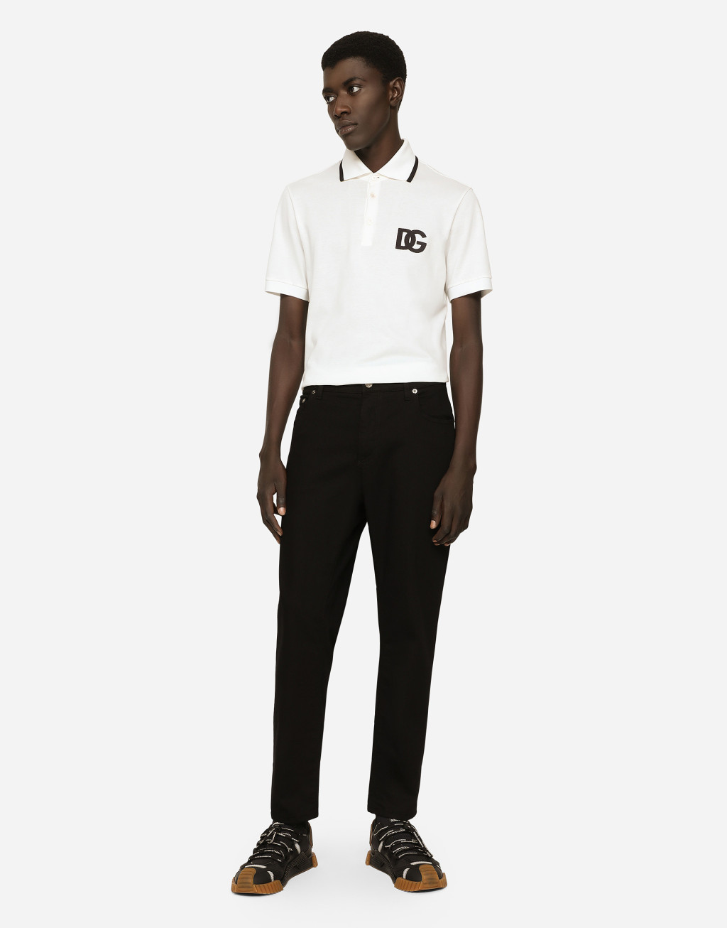 宽松款黑色洗水弹力丹宁牛仔裤4