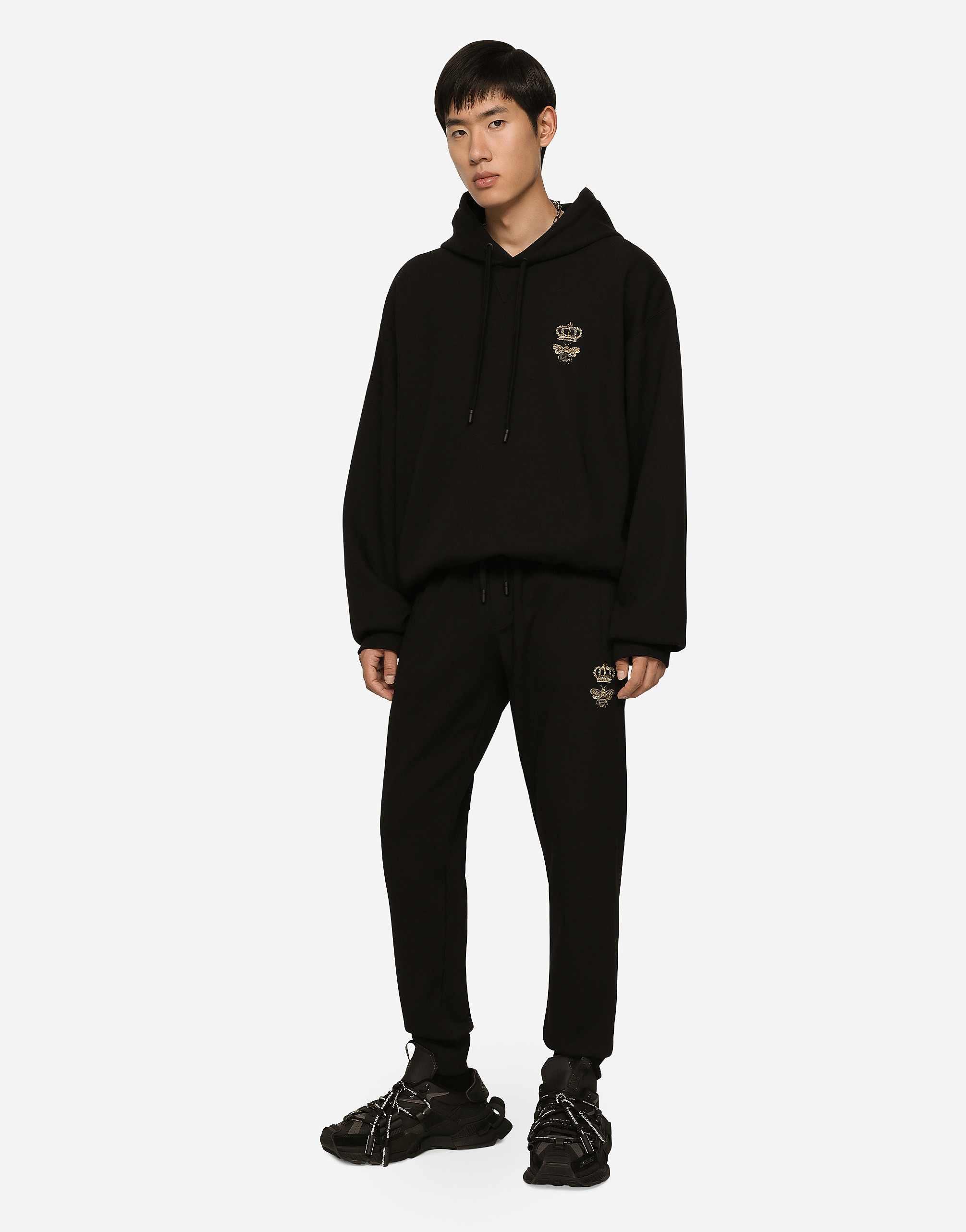 https://asset.dolcegabbana.com.cn/dg-prod-pim/1761312640-322-GVF7AZHU7H9-BLACK-1.png