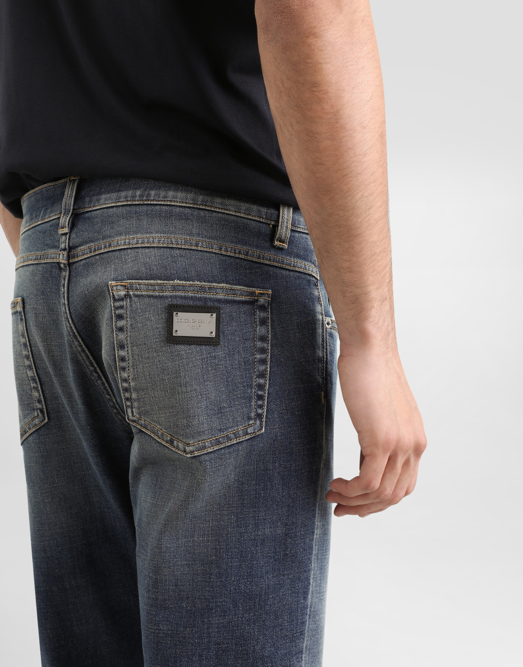 常规款蓝色洗水弹力牛仔裤5