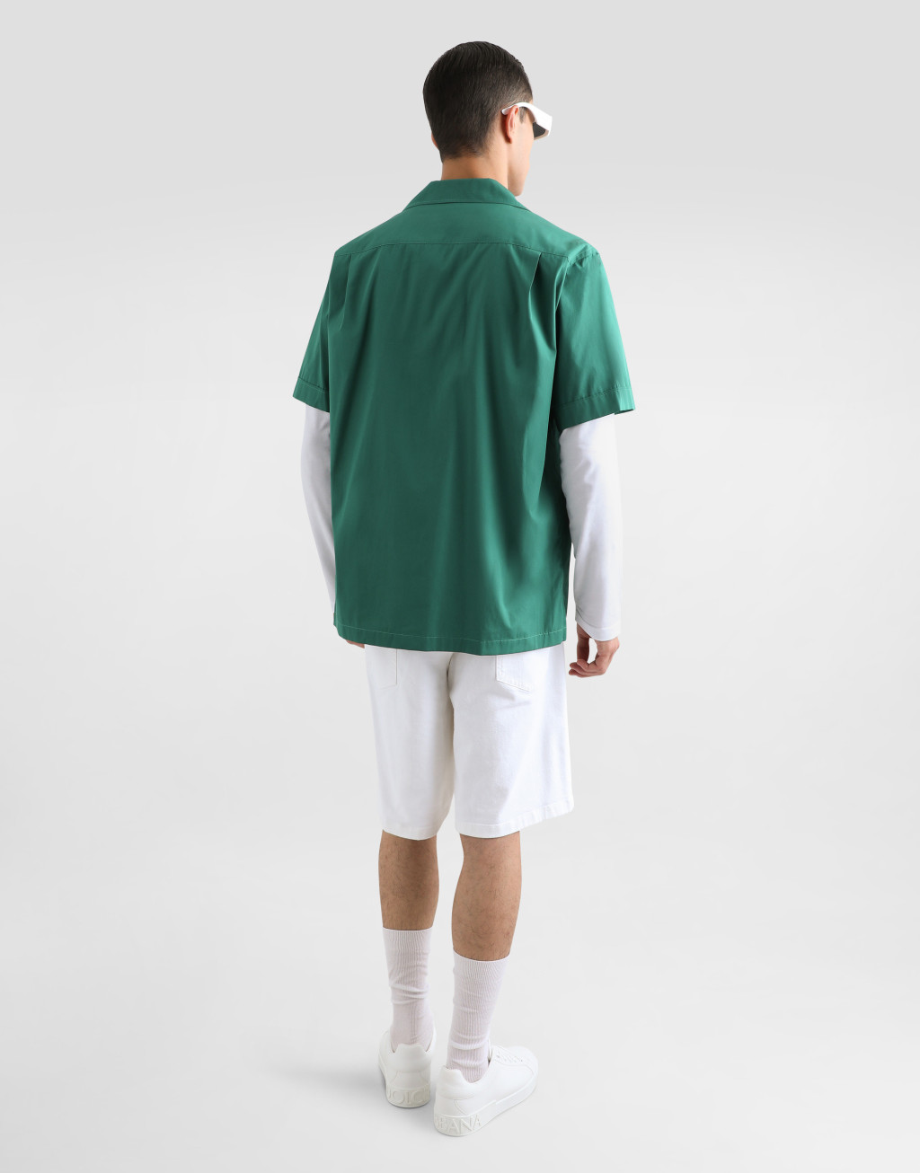 白色弹力牛仔百慕大短裤3