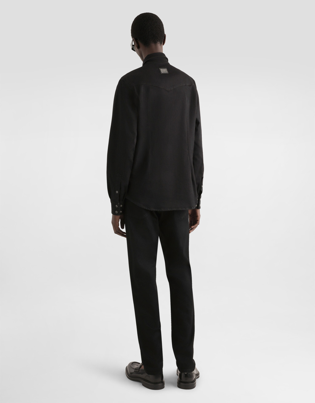 常规款黑色洗水弹力牛仔裤3