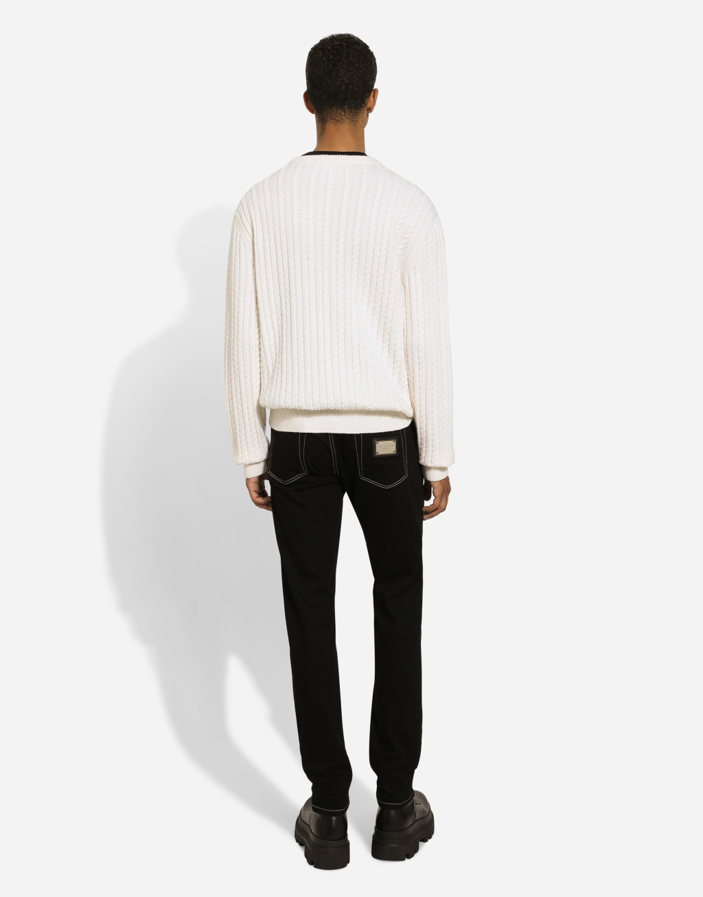 修身款黑色弹力牛仔裤3