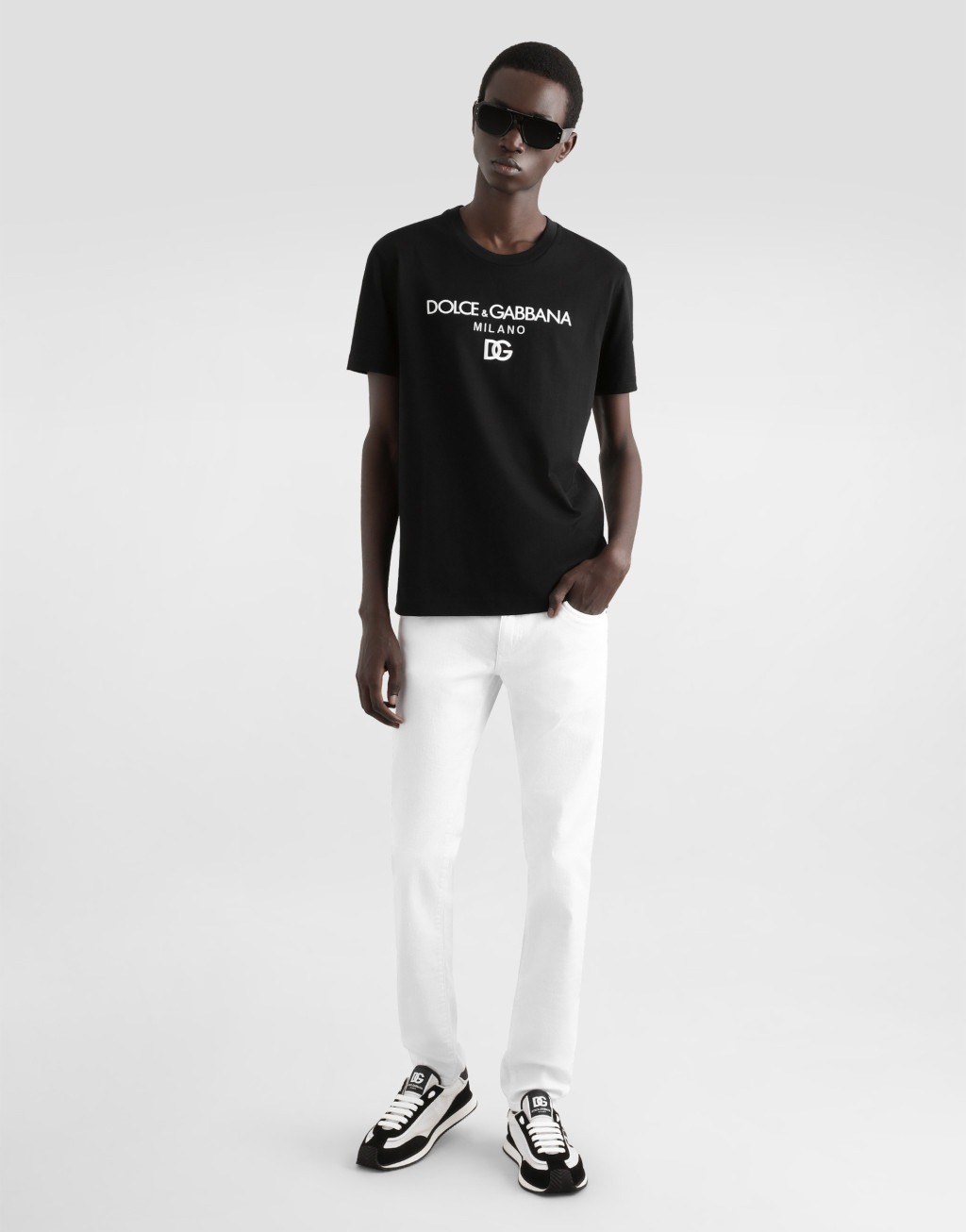 修身款白色弹力牛仔裤2