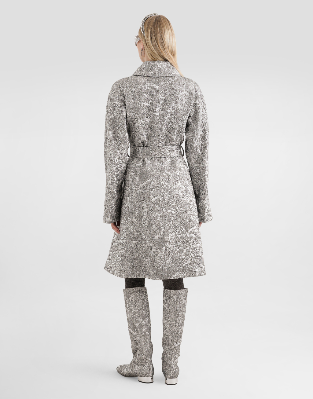 金银线花卉提花面料风衣3