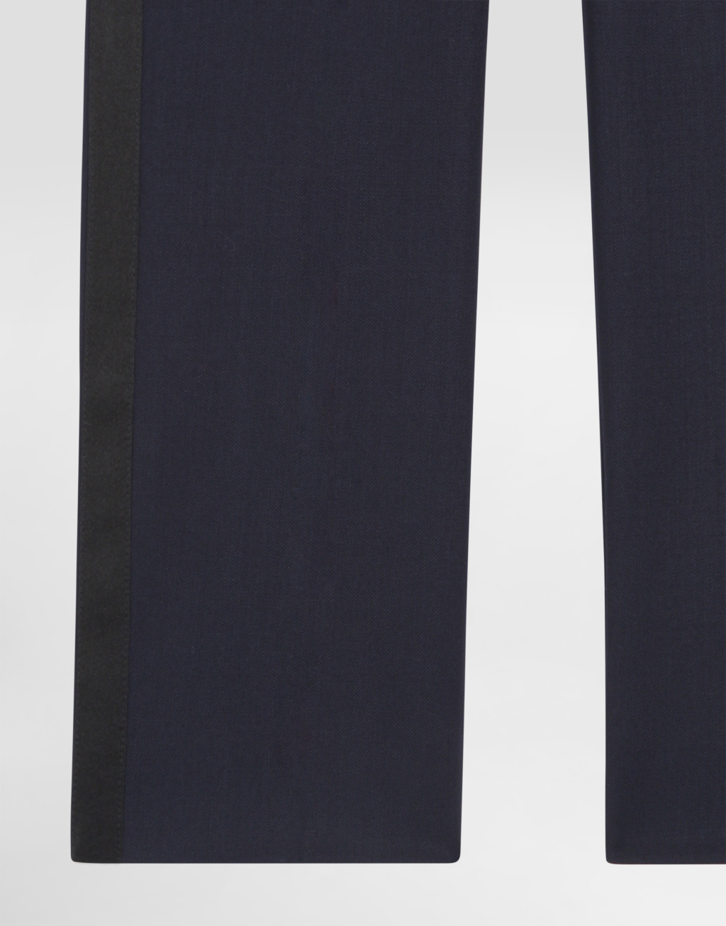 双弹 Sallia 长裤3