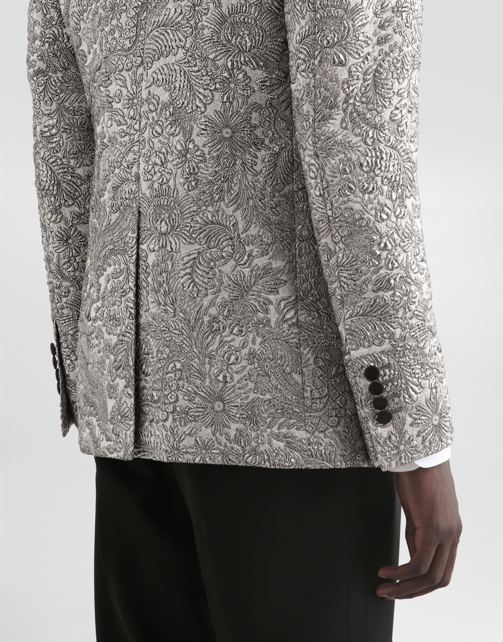 金银线花卉单排扣夹克5