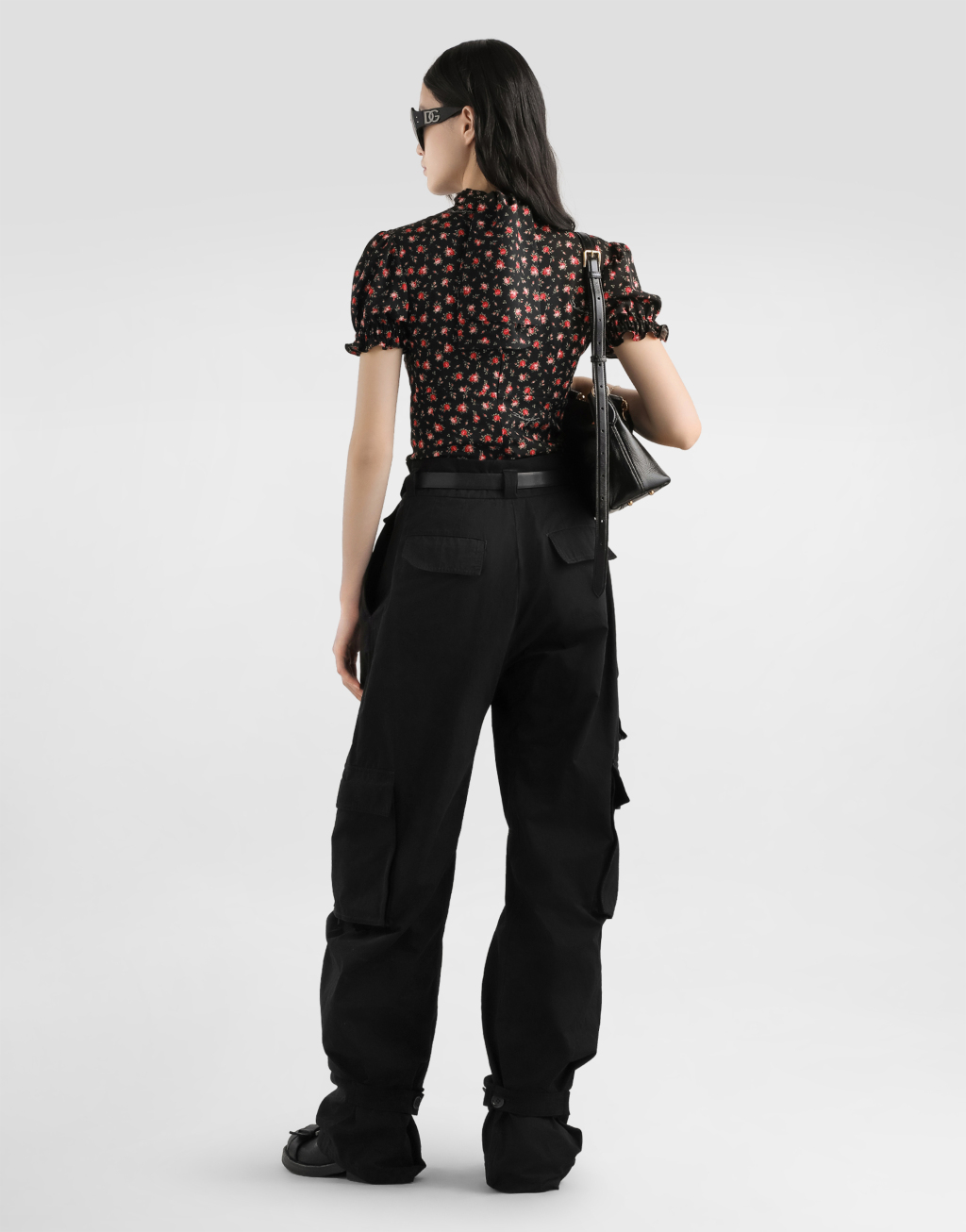 蔷薇印花素绉缎上衣3