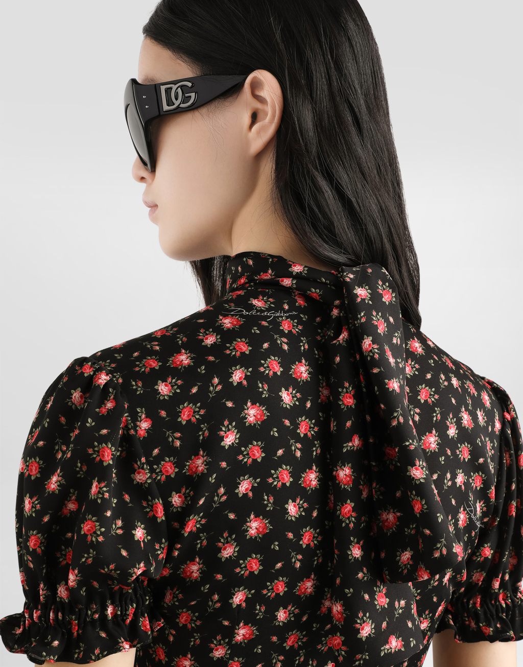 蔷薇印花素绉缎上衣5