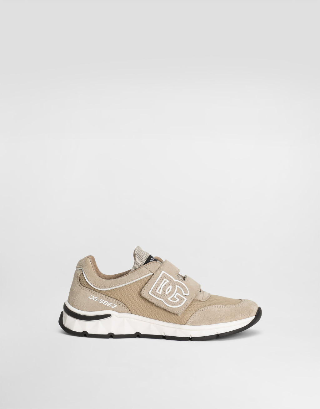 翻绒皮与网布 DG Running 运动鞋1