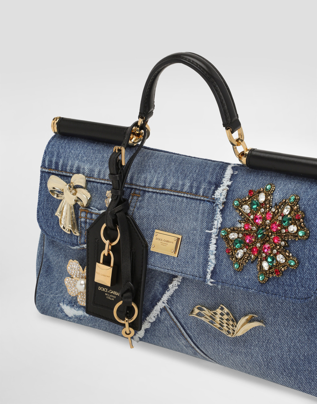 My Sicily 丹宁手袋 + Sicily 钥匙扣套组6