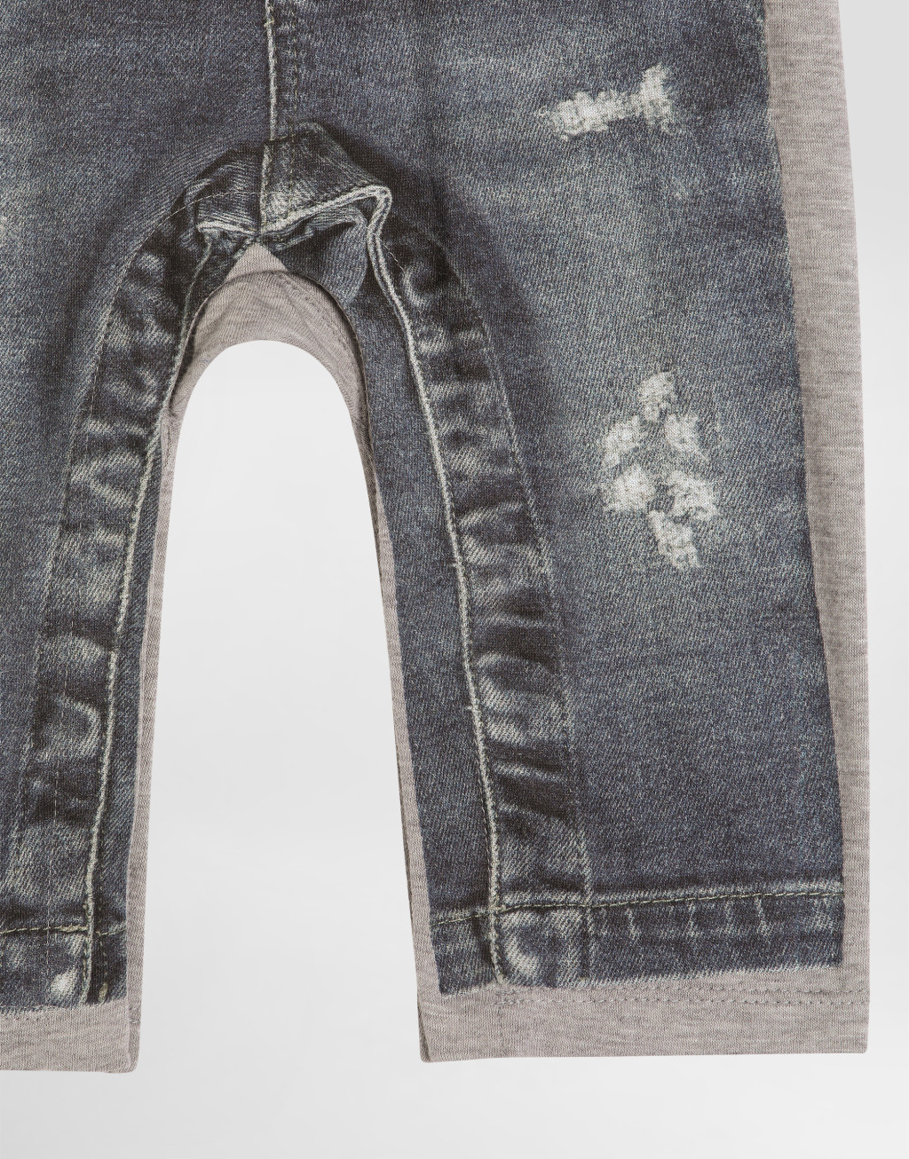 牛仔效果印花连体衣3