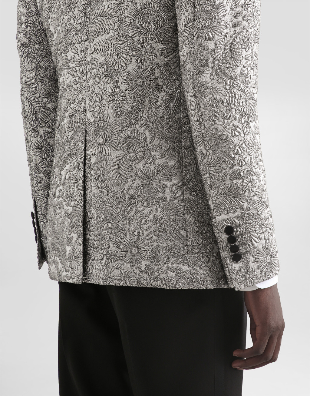 金银线花卉单排扣夹克5
