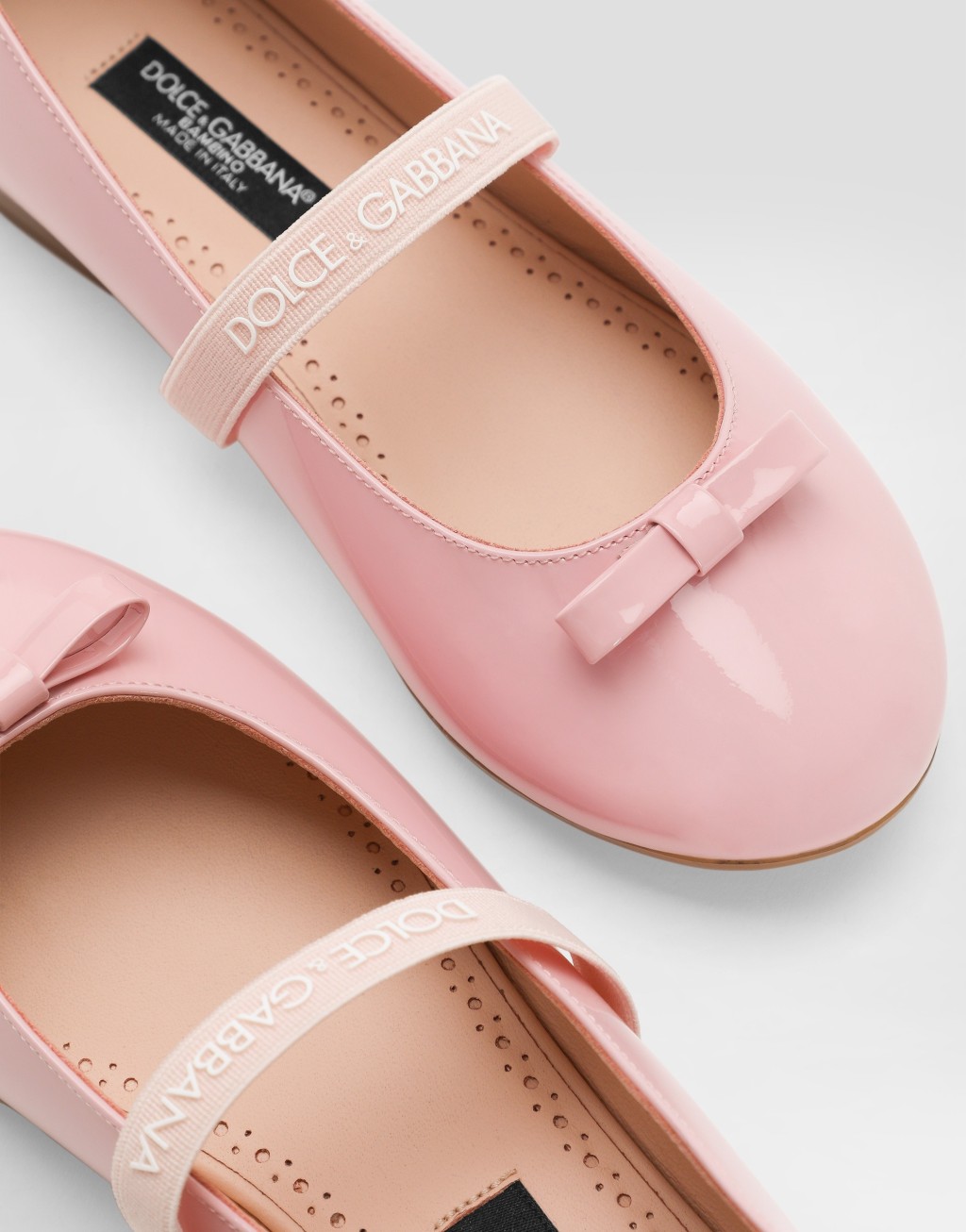 蝴蝶结漆皮芭蕾平底鞋4