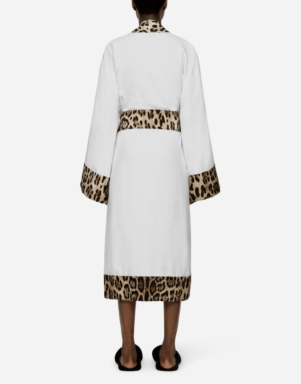 陶瓷香氛蜡烛 - 广藿香 + 棉质毛圈织物浴袍套组8