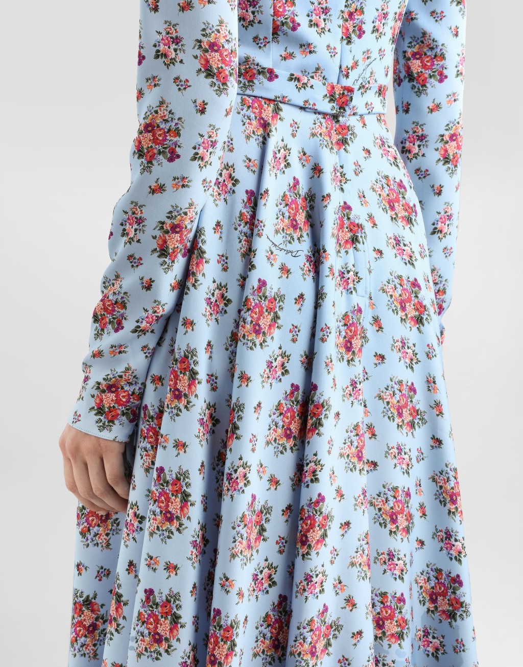 真丝缎长连衣裙 小花束印花5