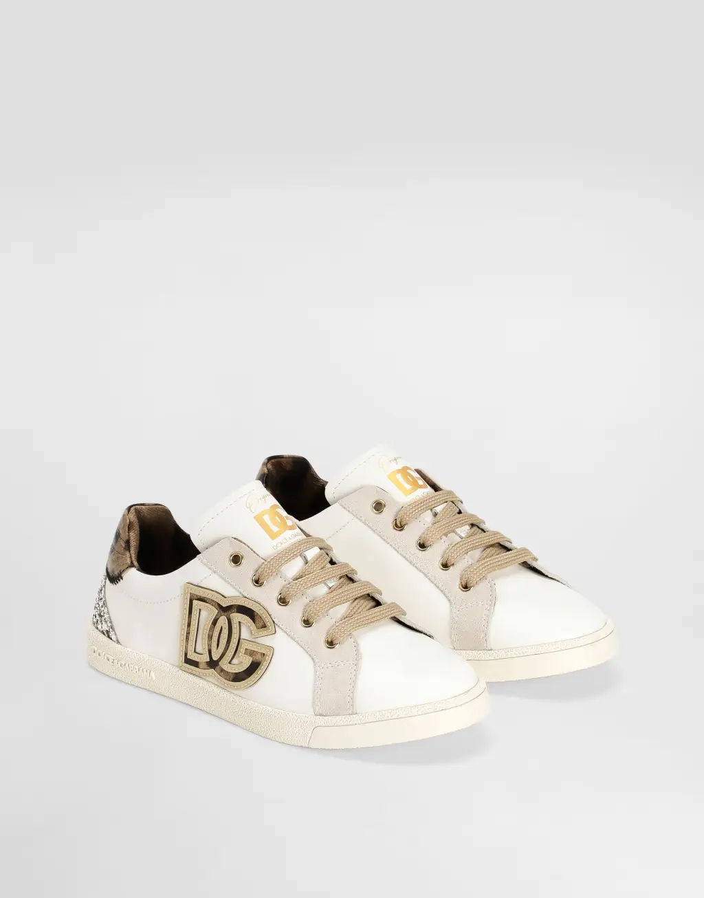 配闪粉和刺绣的DG Original运动鞋
