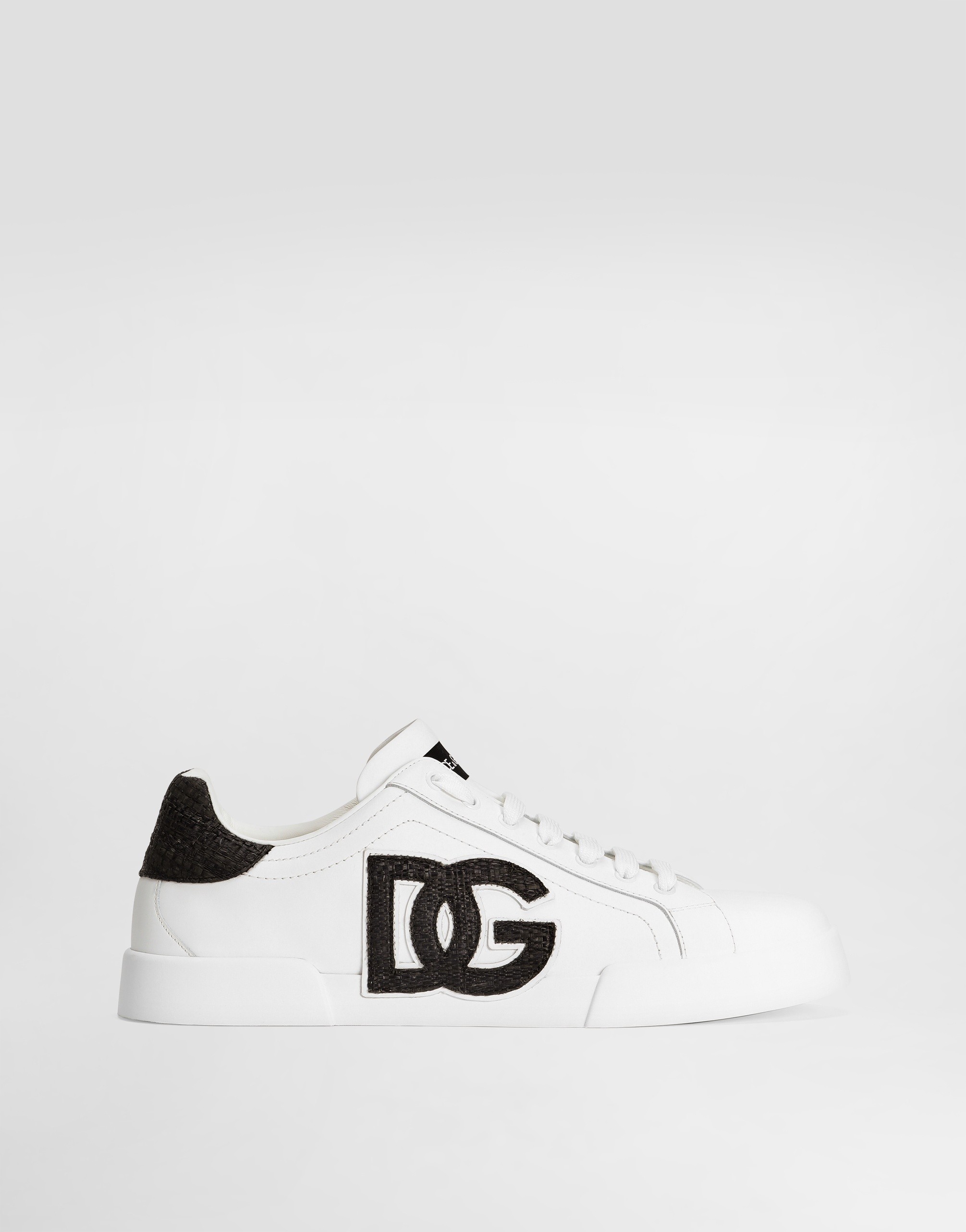 https://asset.dolcegabbana.com.cn/dg-prod-pim/1769421402-322-CS2395A0137-WHITE2FBLACK-1.png