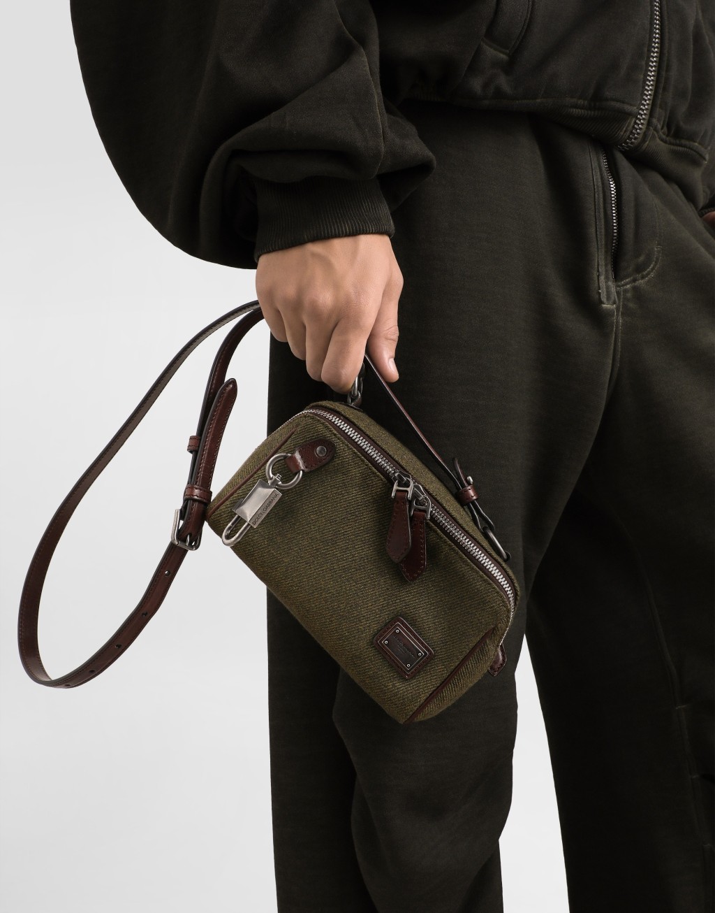 Lock织物斜挎包2