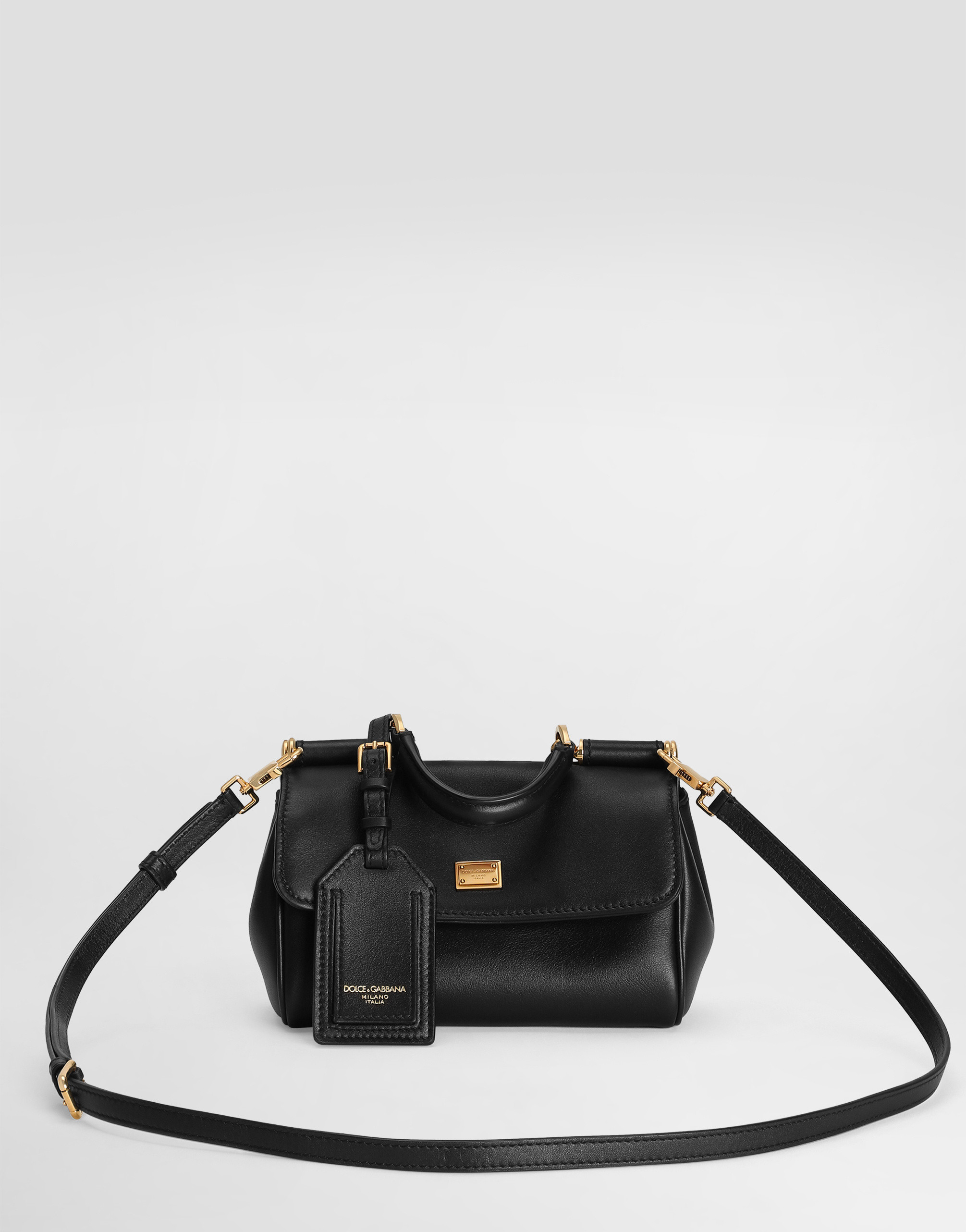 https://asset.dolcegabbana.com.cn/dg-prod-pim/1769422484-322-BB7864B7321-3-BLACK-1.png