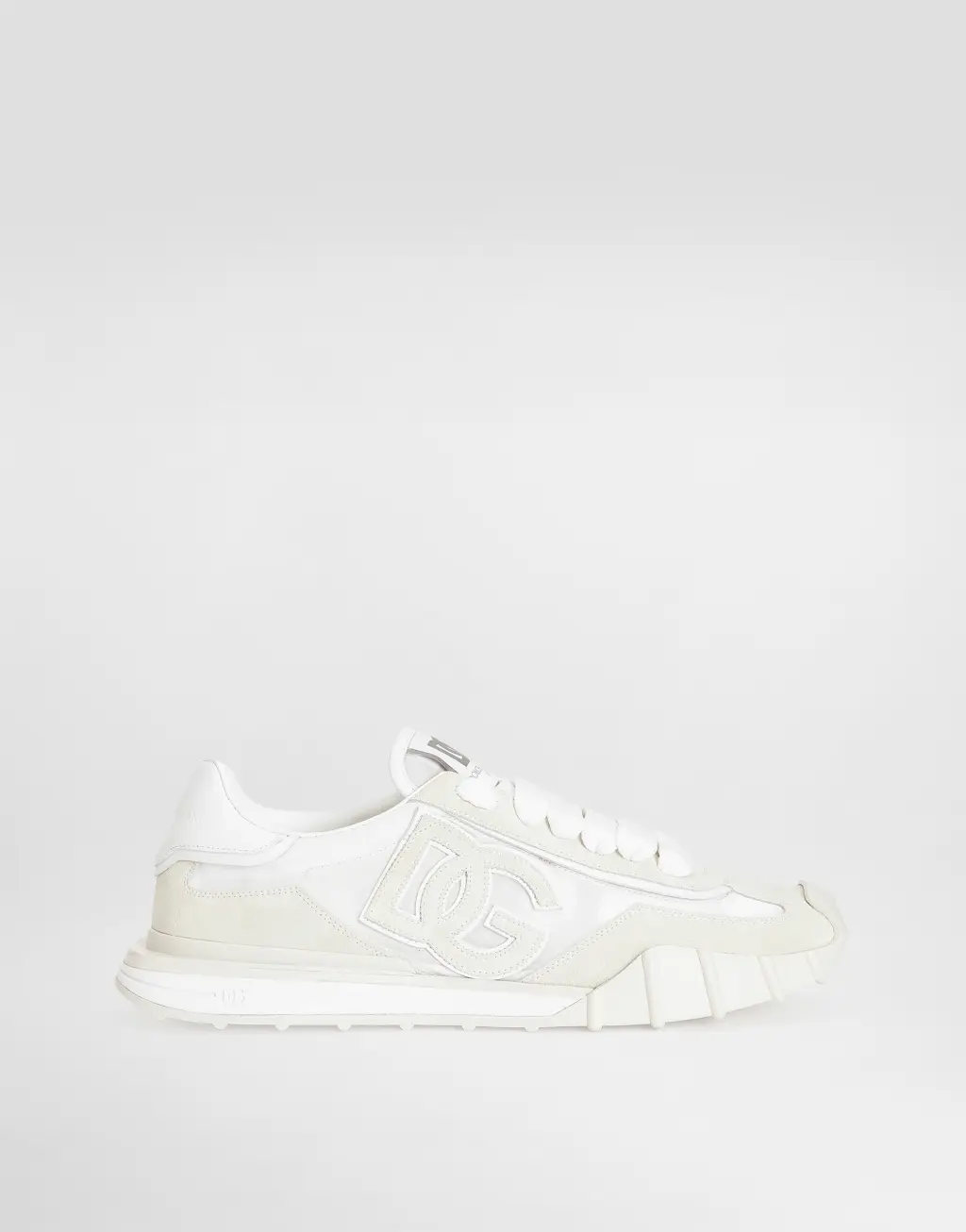 DG 织物与小牛皮运动鞋