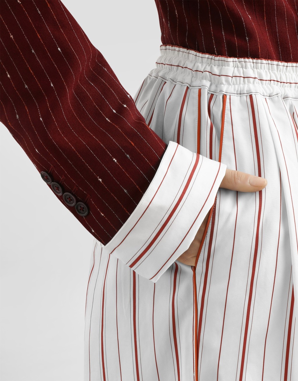 双排扣细条纹塔奥尔米纳夹克6