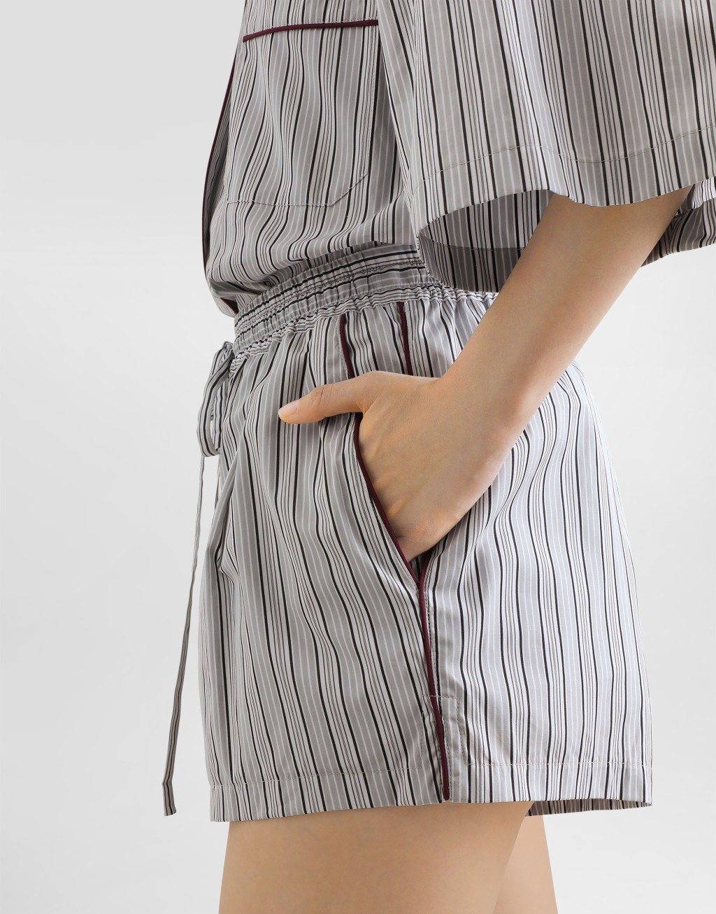 条纹府绸阔腿短裤6