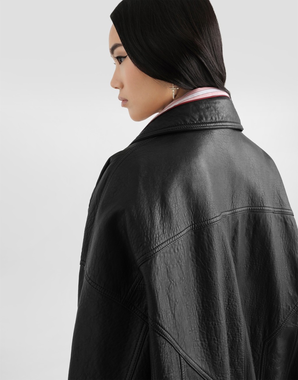 单排扣皮革夹克6