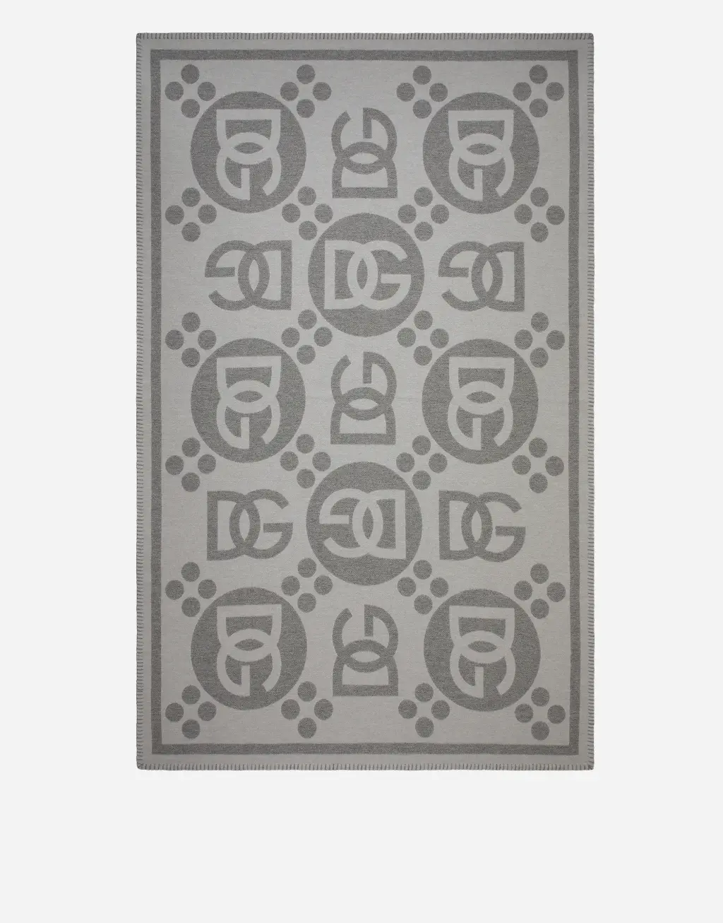 羊毛与羊驼毛提花盖毯