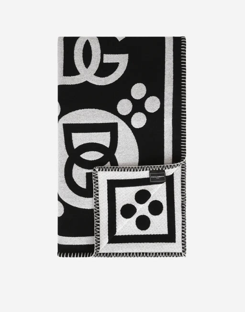 羊毛与羊驼毛提花盖毯